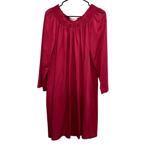 Shadowline Womens Red Nightgown Long Sleeve Embroidered Neckline Nylon Sz Small - Picture 1 of 9